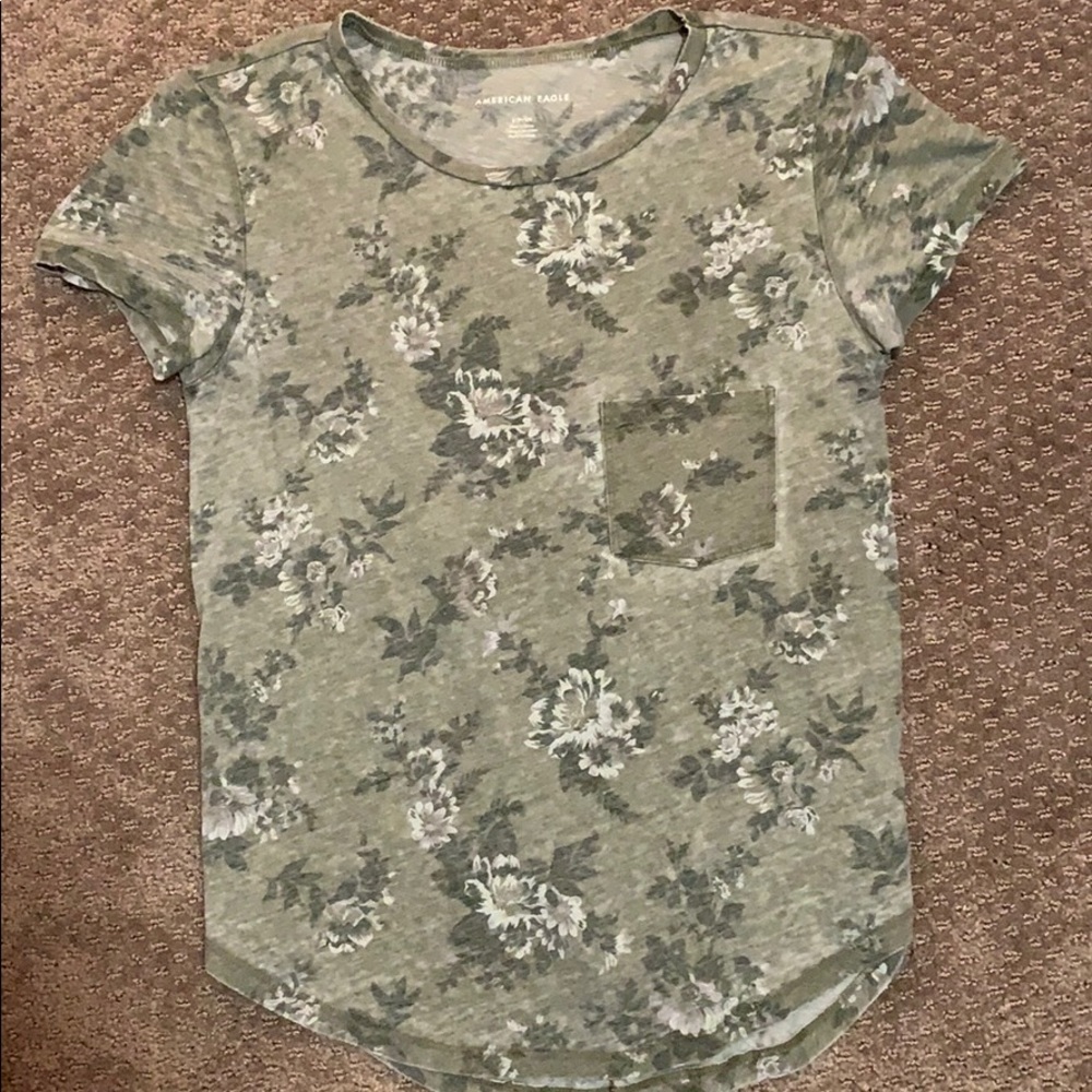 Light and soft short sleeve